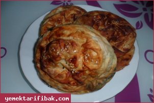 Ispanaklı Dolama Börek